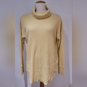 The Group Babaton, buttery yellow thermal turtle neck